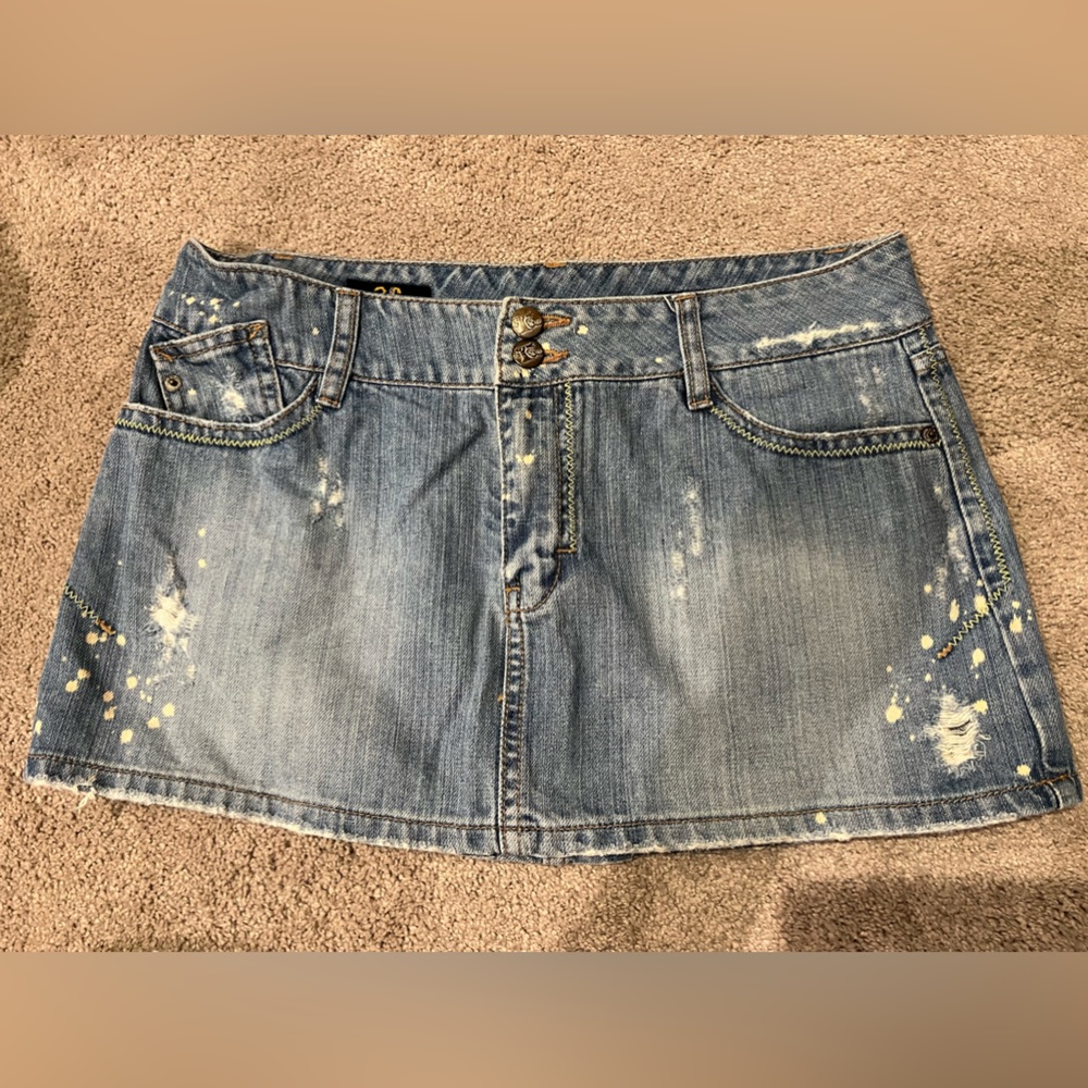 G2 Jean Skirt distressed w Bleach marks